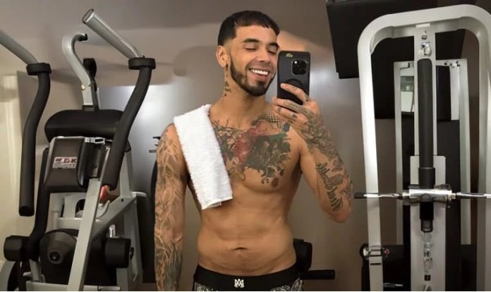 Anuel AA Height: True Height, Weight, and Stats Revealed